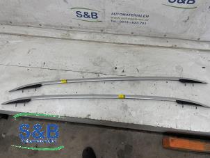 Gebruikte Dakdrager set Skoda Fabia III Combi (NJ5) 1.2 TSI 16V Greentech Prijs € 60,00 Margeregeling aangeboden door Schaap & Bron