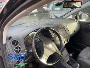 Gebruikte Airbag set + dashboard Volkswagen Golf Plus (5M1/1KP) 2.0 FSI 16V Prijs € 550,00 Margeregeling aangeboden door Schaap & Bron