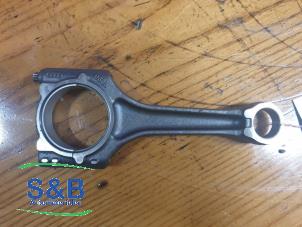 Gebruikte Drijfstang Audi A3 (8V1/8VK) 1.8 16V TFSI Quattro Prijs € 75,00 Margeregeling aangeboden door Schaap & Bron