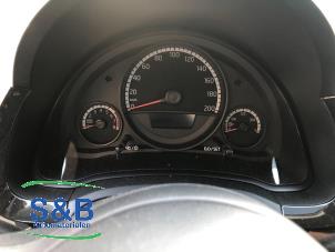 Gebruikte Instrumentenpaneel Volkswagen Up! (121) 1.0 12V 60 Prijs € 89,99 Margeregeling aangeboden door Schaap & Bron