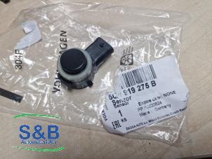 Gebruikte PDC Sensor Volkswagen Golf VII (AUA) 1.6 TDI BlueMotion 16V Prijs € 78,53 Margeregeling aangeboden door Schaap & Bron