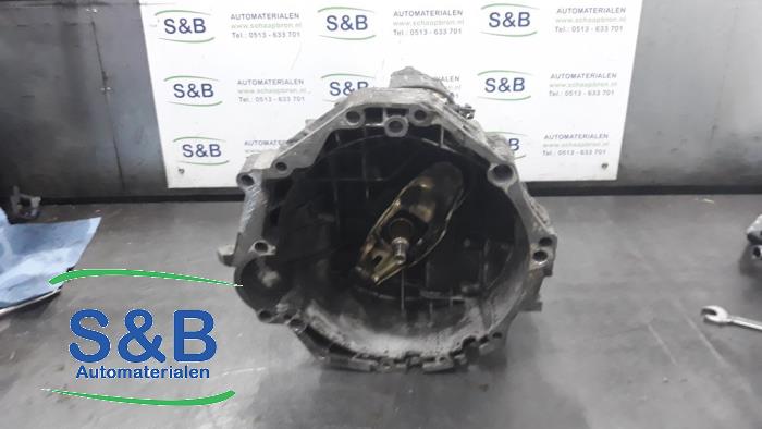 Gebruikte Versnellingsbak Audi A4 Avant (B6) 2.0 20V Prijs € 250,00 Margeregeling aangeboden door Schaap & Bron