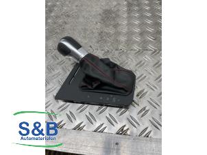 Gebruikte Versnellingspookhoes Volkswagen Polo VI (AW1) 2.0 GTI Turbo 16V Prijs € 50,00 Margeregeling aangeboden door Schaap & Bron