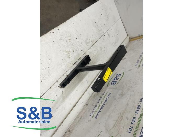 Gebruikte Stoelframe Volkswagen Caddy Combi III (2KB,2KJ) 1.2 TSI Prijs € 50,00 Margeregeling aangeboden door Schaap & Bron