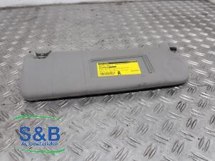 Gebruikte Zonneklep Audi A8 (D2) 2.8 V6 30V Prijs € 20,00 Margeregeling aangeboden door Schaap & Bron