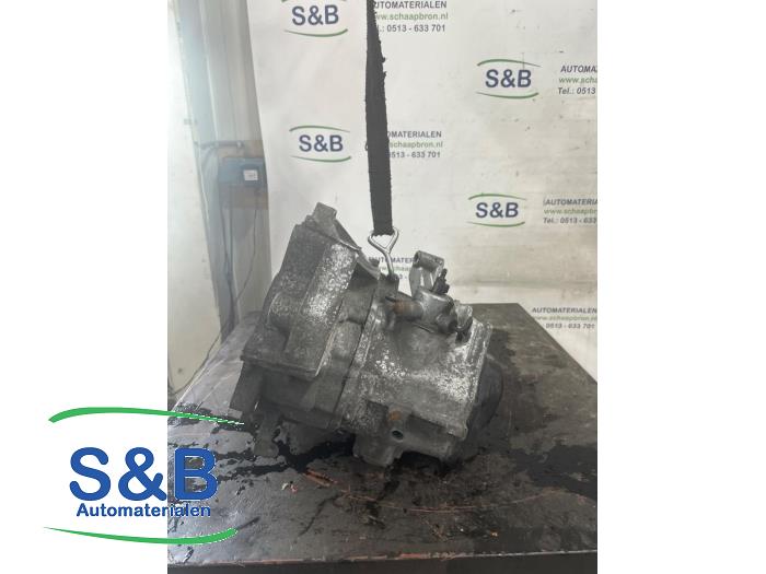 Gebruikte Versnellingsbak Volkswagen Golf V (1K1) 1.4 16V Prijs € 300,00 Margeregeling aangeboden door Schaap & Bron