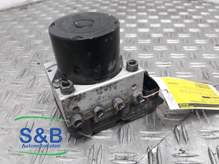 Gebruikte ABS Pomp Skoda Fabia II Combi 1.2i 12V Prijs € 130,00 Margeregeling aangeboden door Schaap & Bron