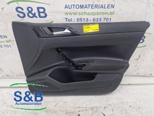 Gebruikte Deurbekleding 4Deurs rechts-voor Volkswagen Polo VI (AW1) 1.0 TSI 12V Prijs € 40,00 Margeregeling aangeboden door Schaap & Bron