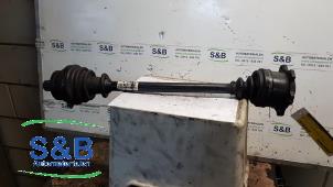 Gebruikte Steekas rechts-voor Audi A4 Cabrio (B7) 2.5 TDI 24V Prijs € 100,00 Margeregeling aangeboden door Schaap & Bron