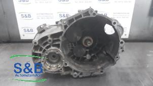 Gebruikte Versnellingsbak Volkswagen Golf V (1K1) 2.0 TDI 16V Prijs € 300,00 Margeregeling aangeboden door Schaap & Bron