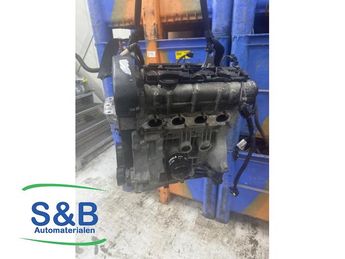 Motor van een Volkswagen Polo V (6R) 1.4 16V 2010