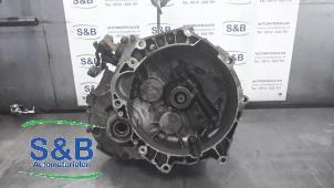 Gebruikte Versnellingsbak BMW Mini One/Cooper (R50) 1.6 16V Cooper Prijs € 350,00 Margeregeling aangeboden door Schaap & Bron