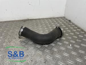 Gebruikte Intercooler Slang Volkswagen Polo V (6R) 1.2 TDI 12V BlueMotion Prijs € 25,00 Margeregeling aangeboden door Schaap & Bron