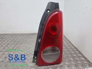 Gebruikte Achterlicht rechts Opel Agila (A) 1.2 16V Prijs € 20,00 Margeregeling aangeboden door Schaap & Bron