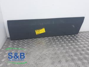 Gebruikte Sierstrip Volkswagen Crafter 2.5 TDI 28/30/32/35 MWB Prijs € 20,00 Margeregeling aangeboden door Schaap & Bron