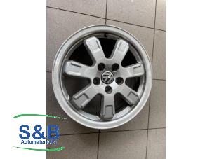 Gebruikte Velg Volkswagen Polo V (6R) 1.2 TSI 16V BlueMotion Technology Prijs € 50,00 Margeregeling aangeboden door Schaap & Bron