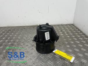 Gebruikte Chaufage Ventilatiemotor Citroen C4 Cactus (0B/0P) 1.2 PureTech 110 12V Prijs € 25,00 Margeregeling aangeboden door Schaap & Bron