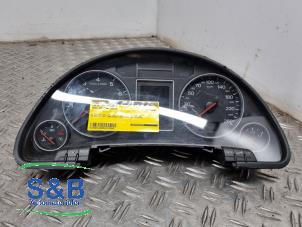 Gebruikte Cockpit Audi A4 (B6) 2.0 20V Prijs € 90,00 Margeregeling aangeboden door Schaap & Bron