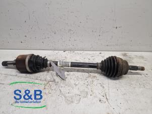 Gebruikte Homokineetas links-voor Citroen C4 Cactus (0B/0P) 1.2 PureTech 110 12V Prijs € 75,00 Margeregeling aangeboden door Schaap & Bron