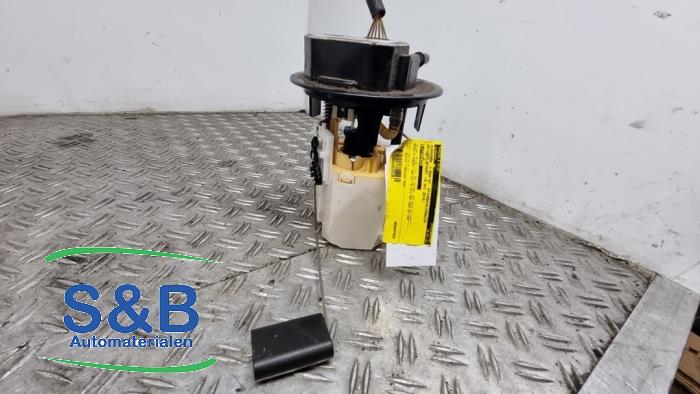 Gebruikte Tank element Pomp Peugeot Expert (V1/VA/VB/VE/VF/VT/VY) 1.6 Blue HDi 95 16V Prijs € 79,99 Margeregeling aangeboden door Schaap & Bron