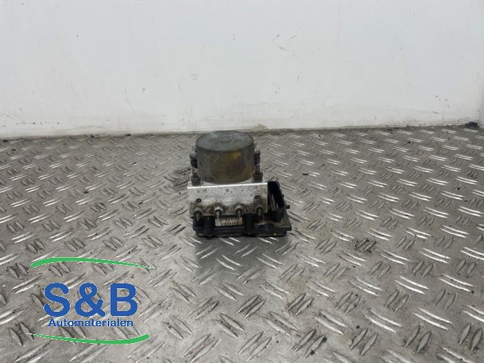 Gebruikte ABS Pomp Citroen C1 1.0 12V Prijs € 30,00 Margeregeling aangeboden door Schaap & Bron