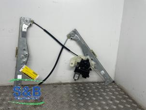 Gebruikte Ruitmechaniek 4Deurs links-voor Citroen C4 Cactus (0B/0P) 1.2 PureTech 110 12V Prijs € 35,00 Margeregeling aangeboden door Schaap & Bron