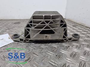 Gebruikte Motorrubber Opel Insignia Grand Sport 1.6 Turbo 16V 200 Prijs € 75,00 Margeregeling aangeboden door Schaap & Bron