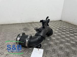 Gebruikte Intercooler Buis Citroen C4 Cactus (0B/0P) 1.2 PureTech 110 12V Prijs € 15,00 Margeregeling aangeboden door Schaap & Bron