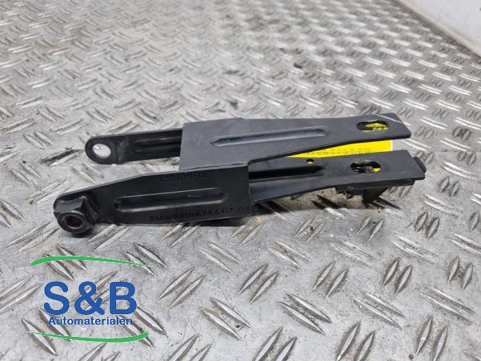 Gebruikte Motorsteun BMW Mini (R50/53) 1.6 16V One Prijs € 25,00 Margeregeling aangeboden door Schaap & Bron