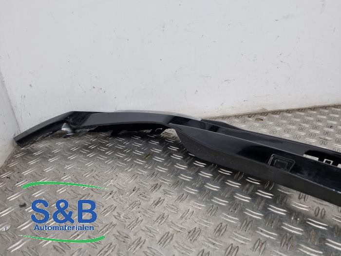 Gebruikte Diffuser achterbumper Volkswagen Golf VII (AUA) 1.5 TSI Evo BMT 16V Prijs € 250,00 Margeregeling aangeboden door Schaap & Bron