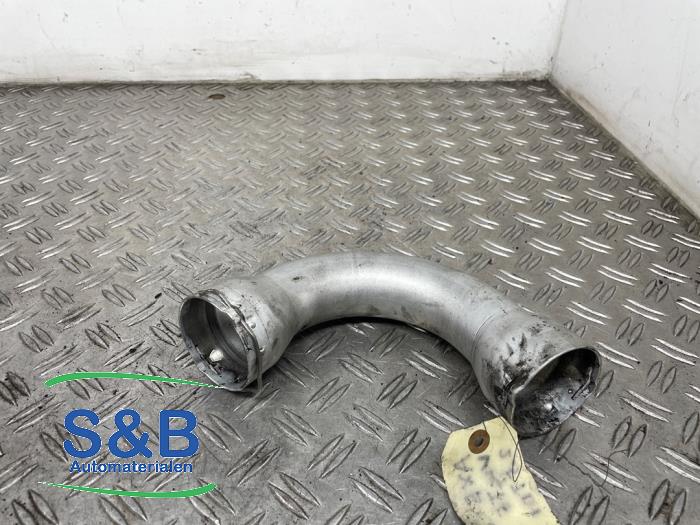 Gebruikte Intercooler Buis Volkswagen Transporter/Caravelle T5 2.5 TDi Prijs € 30,00 Margeregeling aangeboden door Schaap & Bron