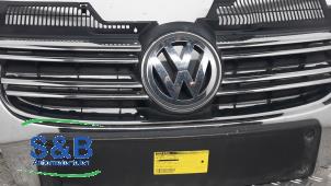 Gebruikte Grille Volkswagen Jetta III (1K2) 1.4 TSI 160 16V Prijs € 100,00 Margeregeling aangeboden door Schaap & Bron