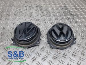 Gebruikte Achterklep Handgreep Volkswagen Golf VI (5K1) 1.4 TSI 160 16V Prijs € 30,00 Margeregeling aangeboden door Schaap & Bron