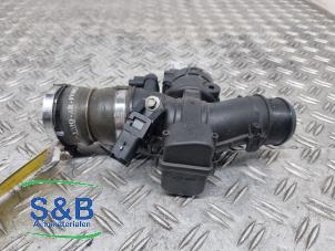 Gebruikte Gasklephuis Peugeot 307 (3A/C/D) 1.6 HDi 16V Prijs € 50,00 Margeregeling aangeboden door Schaap & Bron