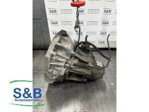 Gebruikte Versnellingsbak Renault Clio III (BR/CR) 1.5 dCi FAP Prijs € 200,00 Margeregeling aangeboden door Schaap & Bron