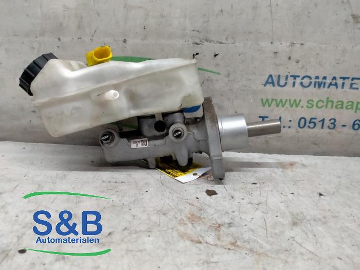 Gebruikte Hoofdremcilinder Volkswagen Transporter T6 2.0 TDI 150 Prijs € 50,00 Margeregeling aangeboden door Schaap & Bron