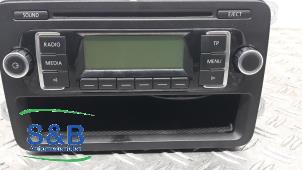 Gebruikte Radio CD Speler Volkswagen Tiguan (5N1/2) 1.4 TSI 16V Prijs € 85,00 Margeregeling aangeboden door Schaap & Bron
