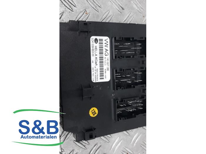 Gebruikte Boordcomputer Volkswagen Golf Plus (5M1/1KP) 1.4 TSI 122 16V Prijs € 150,00 Margeregeling aangeboden door Schaap & Bron