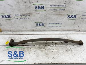 Gebruikte Bladveer achter Volkswagen Crafter 2.0 TDI 16V Prijs € 175,00 Margeregeling aangeboden door Schaap & Bron