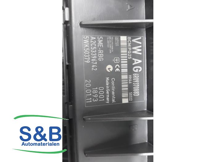 Computer Body Control van een Seat Ibiza ST (6J8) 1.2 TDI Ecomotive 2011