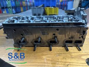 Gebruikte Cilinderkop Audi Q7 (4LB) 4.2 TDI V8 32V Tiptronic Prijs € 600,00 Margeregeling aangeboden door Schaap & Bron