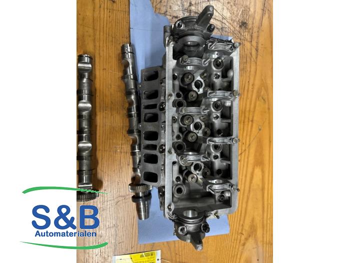 Gebruikte Cilinderkop Volkswagen Passat (3B3) 2.5 TDI 180 V6 24V 4Motion Prijs € 175,00 Margeregeling aangeboden door Schaap & Bron