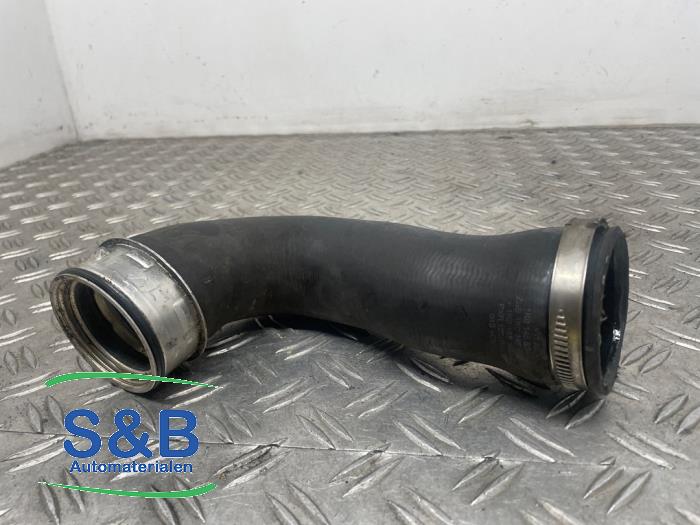 Gebruikte Intercooler Slang Volkswagen Passat Variant (3C5) 1.8 TSI 16V Prijs € 30,00 Margeregeling aangeboden door Schaap & Bron