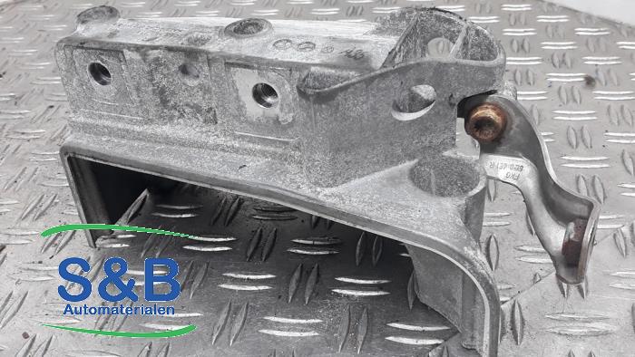 Gebruikte Motorrubber Volkswagen Golf VII (AUA) 1.5 TSI Evo BlueMotion 16V Prijs € 30,00 Margeregeling aangeboden door Schaap & Bron