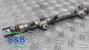 Gebruikte Injector brug Volkswagen Golf VII (AUA) 1.5 TSI Evo BlueMotion 16V Prijs € 60,00 Margeregeling aangeboden door Schaap & Bron