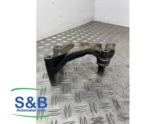 Gebruikte Motorrubber Volkswagen Transporter T6 2.0 TDI Prijs € 39,99 Margeregeling aangeboden door Schaap & Bron