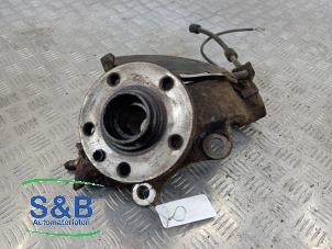 Gebruikte Fusee houder rechts-voor Seat Alhambra (7V8/9) 1.8 20V Turbo Prijs € 50,00 Margeregeling aangeboden door Schaap & Bron