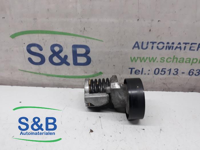 Spanrol Multiriem van een Volkswagen Golf IV (1J1) 1.9 TDI 100 2005