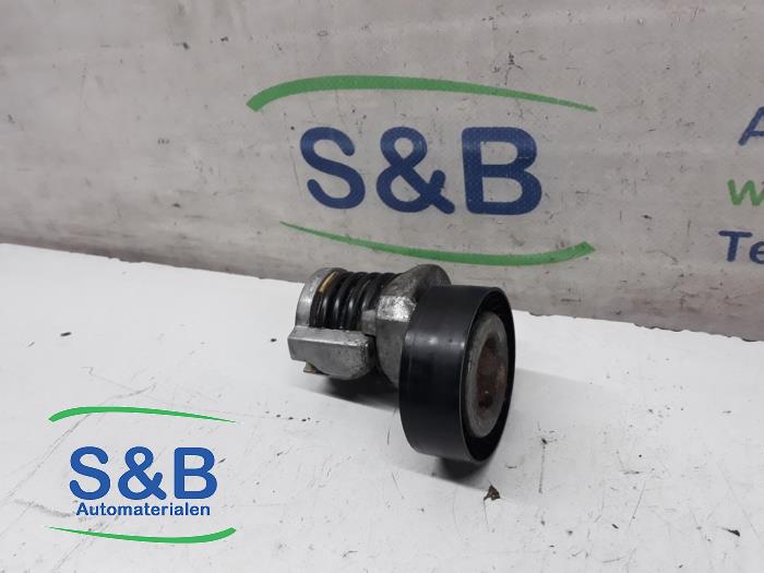 Spanrol Multiriem van een Volkswagen Golf IV (1J1) 1.9 TDI 100 2005