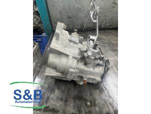 Gebruikte Versnellingsbak Volkswagen Polo VI (AW1) 1.0 MPi 12V Prijs € 450,00 Margeregeling aangeboden door Schaap & Bron